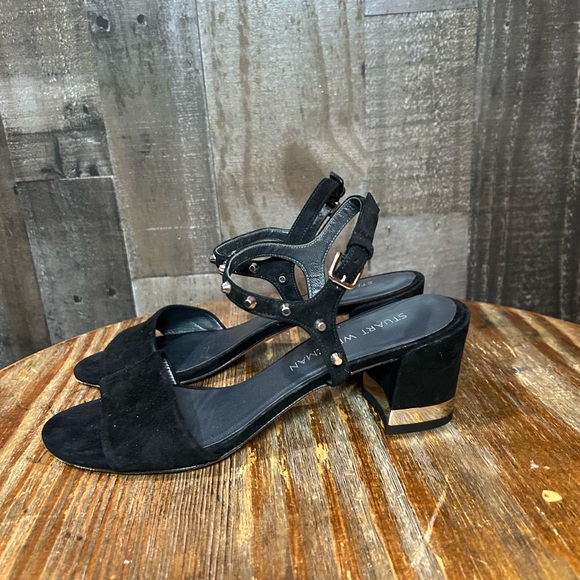 Stuart Weitzman - Picture 1 of 7